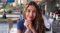 Isabel plateste cu Dash la un restaurant din Caracas Isabel plateste cu Dash la un restaurant din Caracas